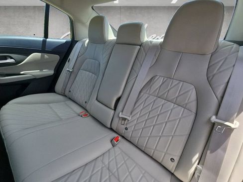 New 2026 Nissan Sentra SL FWD image 22