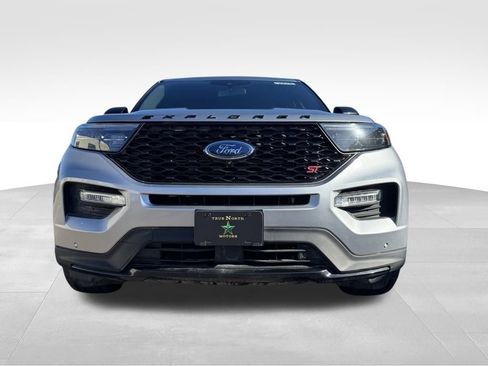Used 2022 Ford Explorer ST w/ ST Street Pack image 4