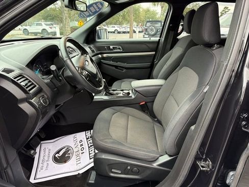 Used 2019 Ford Explorer XLT w/ Equipment Group 201A image 10