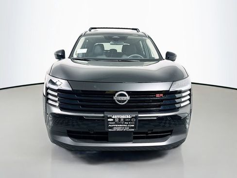 New 2026 Nissan Kicks SR w/ Cold Weather Package image 2