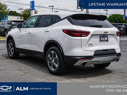 New 2025 Chevrolet Blazer LT FWD image 8