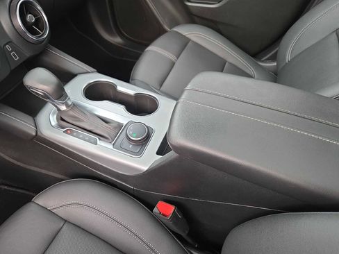 Used 2023 Chevrolet Blazer LT image 16