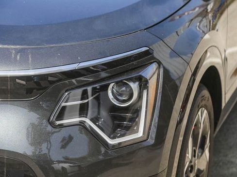 New 2026 Kia Niro Wind FWD image 13