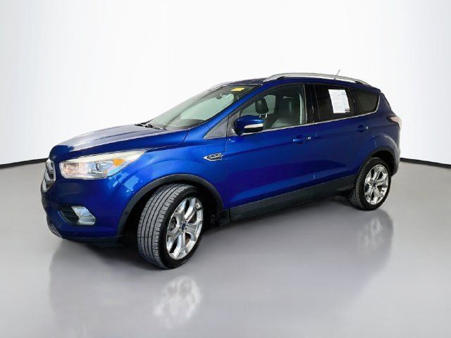 Used 2018 Ford Escape Titanium w/ Ford Safe & Smart Package FWD image 4