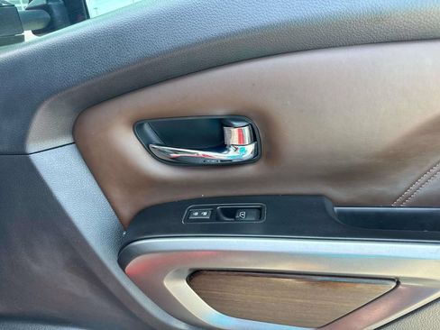 Used 2016 Nissan Titan Platinum Reserve RWD image 15
