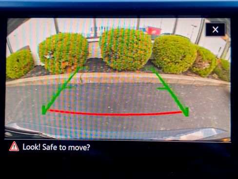 Used 2022 Volkswagen Taos SE image 34