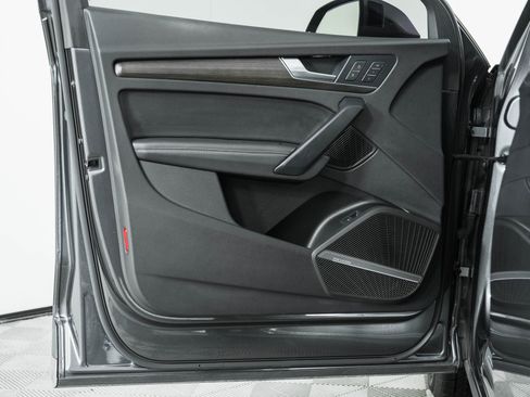 Certified 2023 Audi Q5 2.0T Premium Plus w/ Premium Plus Package image 17