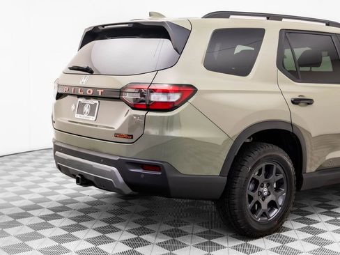 New 2026 Honda Pilot TrailSport image 39