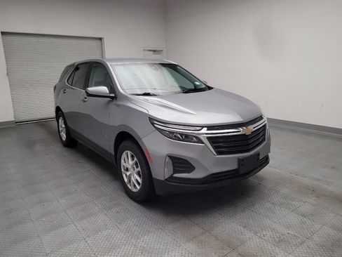 Used 2023 Chevrolet Equinox LT w/ Driver Convenience Package AWD/4WD image 13