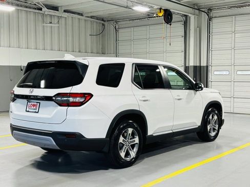 New 2025 Honda Pilot EX-L image 18