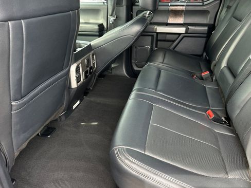 Used 2022 Ford F250 Lariat w/ Lariat Ultimate Package AWD/4WD image 12