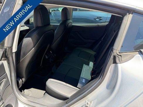 Used 2018 Tesla Model 3 Long Range RWD image 6