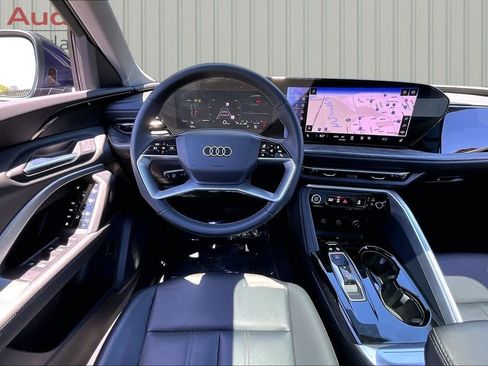 Used 2025 Audi Q5 Premium w/ Convenience Package AWD/4WD image 8