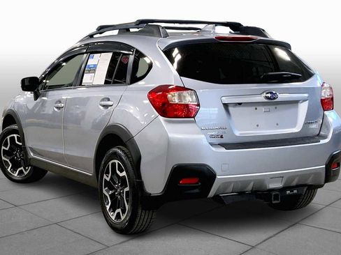 Used 2017 Subaru Crosstrek 2.0i Premium image 12