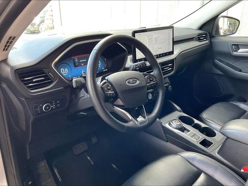 Used 2024 Ford Escape Platinum AWD/4WD image 4