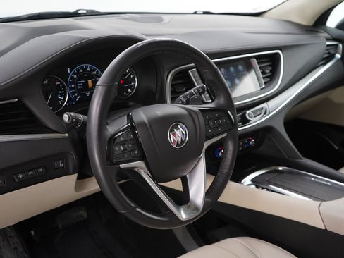 Used 2024 Buick Enclave Avenir image 22