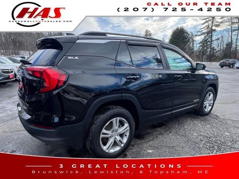 Used 2021 GMC Terrain SLE w/ Driver Convenience Package image 6