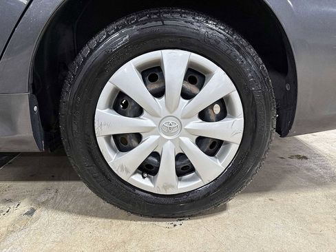 Used 2011 Toyota Corolla LE image 10