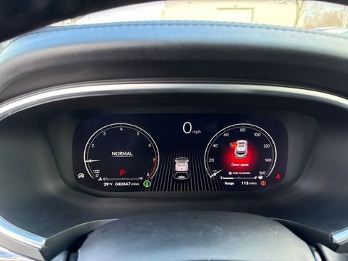 Certified 2023 Acura MDX SH-AWD w/ Technology Package image 18