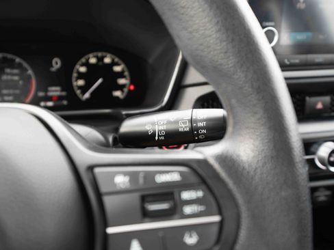 Certified 2023 Honda CR-V LX image 14