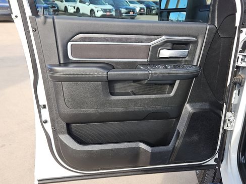 Used 2024 RAM 2500 Big Horn image 12
