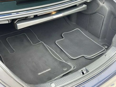 Used 2019 Mercedes-Benz E 300 image 19