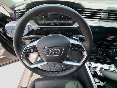 Used 2024 Audi Q8 e-tron Premium Plus w/ Premium Plus Package AWD/4WD image 38