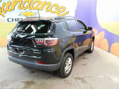 Used 2018 Jeep Compass Sport image 8