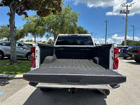 Used 2022 Chevrolet Silverado 2500 LT w/ Convenience Package AWD/4WD image 18