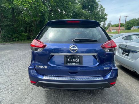 Used 2018 Nissan Rogue S AWD/4WD image 7