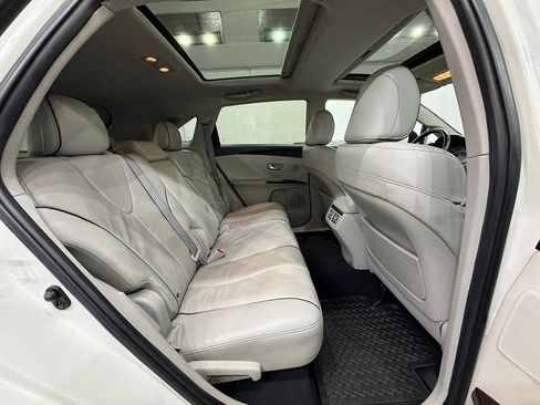 Used 2010 Toyota Venza AWD image 26