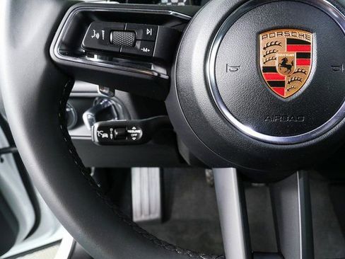 New 2026 Porsche Macan AWD/4WD image 10