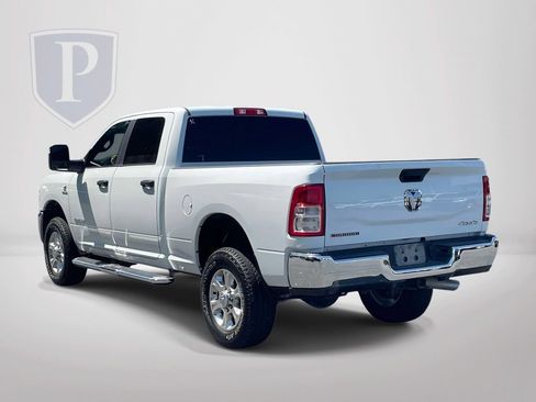 Certified 2024 RAM 2500 Big Horn w/ Off Road Package AWD/4WD image 6