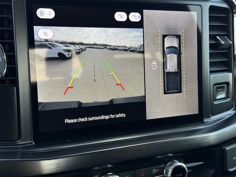 New 2026 Ford F250 Lariat w/ Black Appearance Package image 38