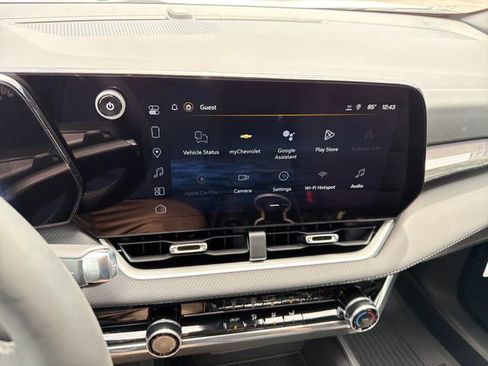 New 2026 Chevrolet Equinox LT w/ Safety and Technology Package FWD image 27