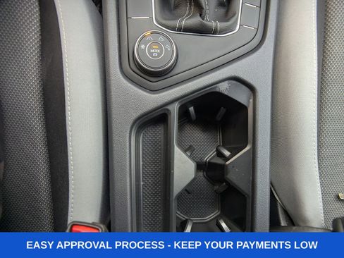 Used 2022 Volkswagen Taos S image 23