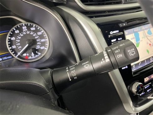 Used 2018 Nissan Murano Platinum image 12