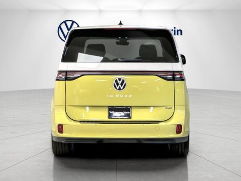 New 2025 Volkswagen ID. Buzz 1st Edition image 4