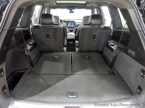 Certified 2023 Cadillac XT6 Premium Luxury AWD/4WD image 23