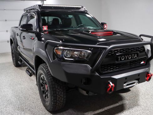 Used 2019 Toyota Tacoma TRD Pro image 5