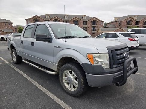 Used 2011 Ford F150 XL w/ Trailer Tow Pkg image 3