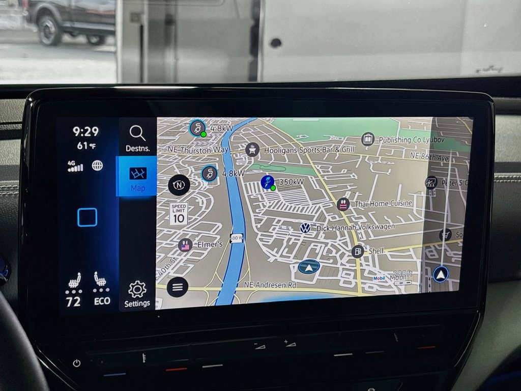 Certified 2023 Volkswagen ID.4 Pro AWD/4WD image 17