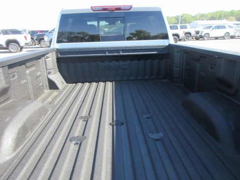 New 2026 GMC Sierra 3500 Denali w/ Denali Reserve Package AWD/4WD image 6