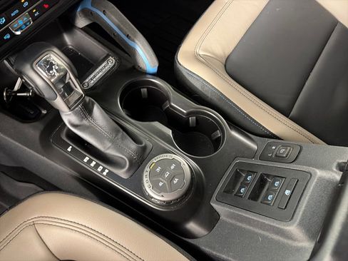 Used 2022 Ford Bronco Wildtrak AWD/4WD image 22