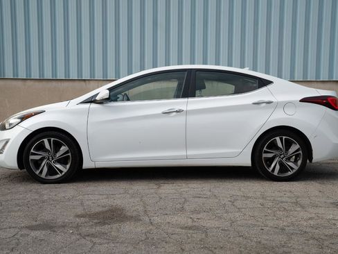 Used 2016 Hyundai Elantra Limited w/ Option Group 04 FWD image 6