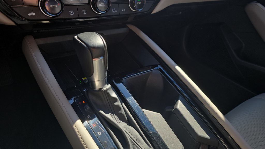 Used 2024 Honda Accord Touring image 21