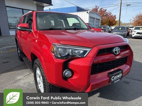 Used 2016 Toyota 4Runner SR5 Premium image 3