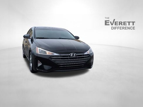 Used 2020 Hyundai Elantra SEL FWD image 2