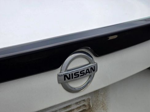Used 2022 Nissan Sentra SR w/ Midnight Edition FWD image 13