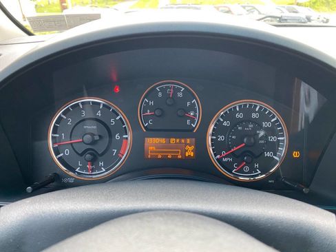 Used 2008 Nissan Titan LE AWD/4WD image 14